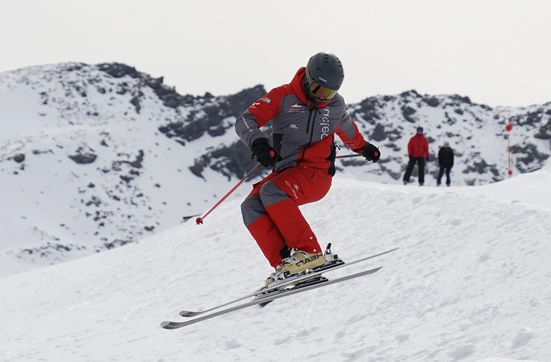 ¿Cómo reservar tus clases de esquí en nuestra Escuela?